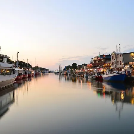 Kiek In, Nahe Kirchenplatz * روستوك